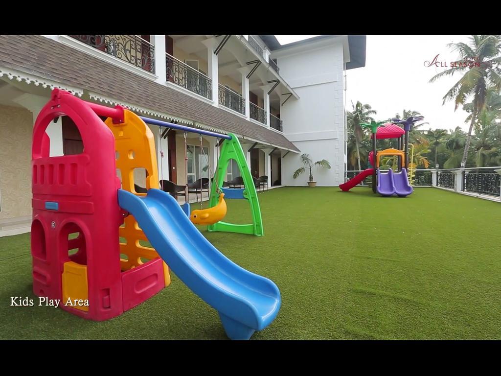 Hotel All Season Kollam Ngoại thất bức ảnh