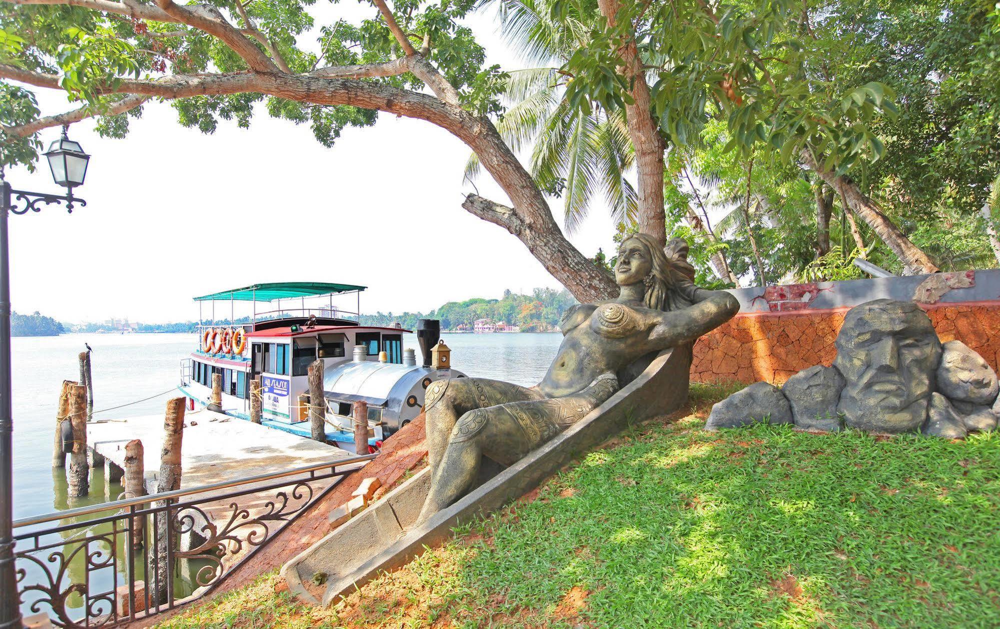 Hotel All Season Kollam Ngoại thất bức ảnh